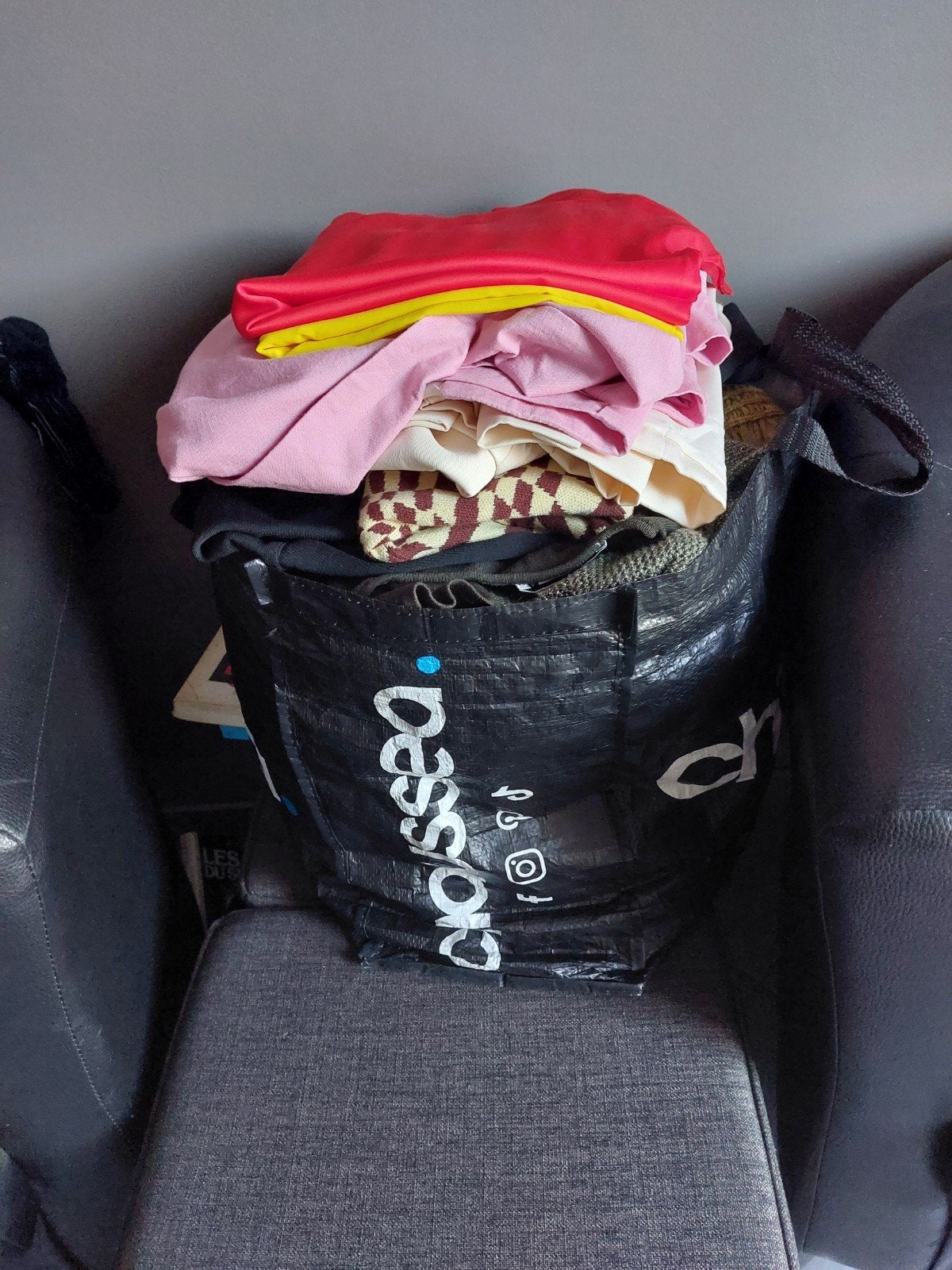 lot revendeur 77 pièces, Kleding | Dames, Ophalen of Verzenden