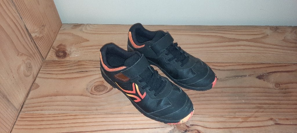 Mooie sportschoenen Artengo maat 39, Artengo, Sportschoenen, Ophalen of Verzenden, Zo goed als nieuw