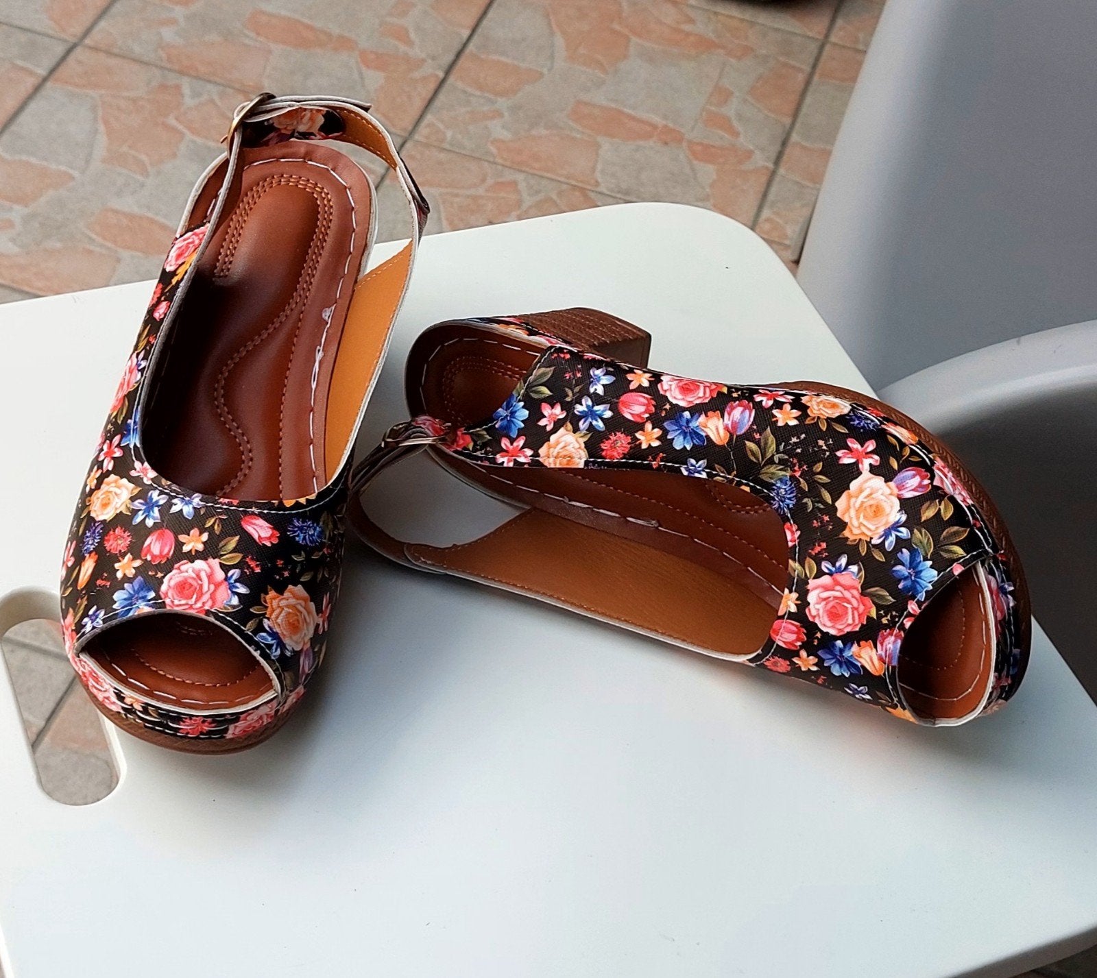 Chaussures femmes., Ophalen