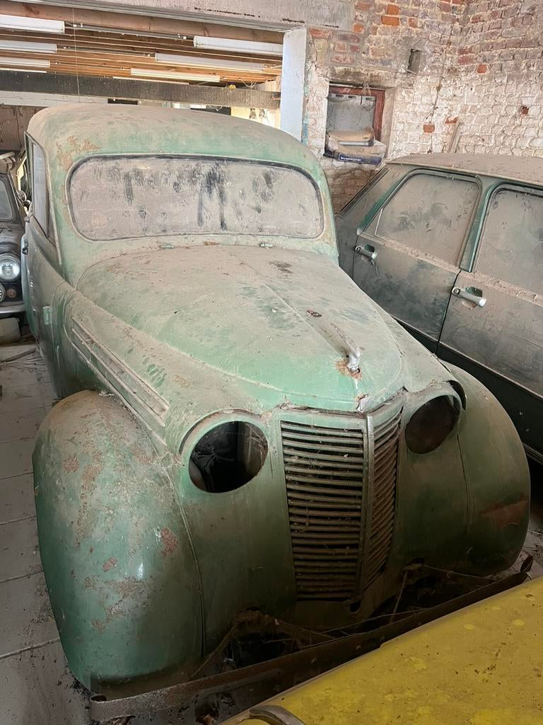 Renault juvaquatre 1938 coach AEB2 + lot de pieces, Autos, Oldtimers & Ancêtres, Particulier, Achat, Renault