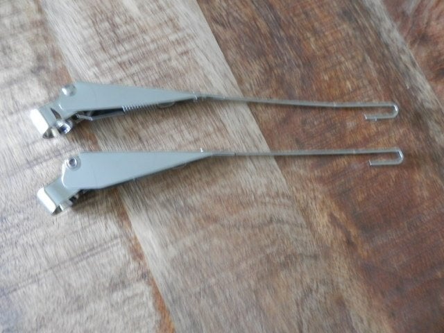 Ruitenwisserarm set chroom VW Kever 1969-1972., Auto diversen, Auto-accessoires, Nieuw, Ophalen