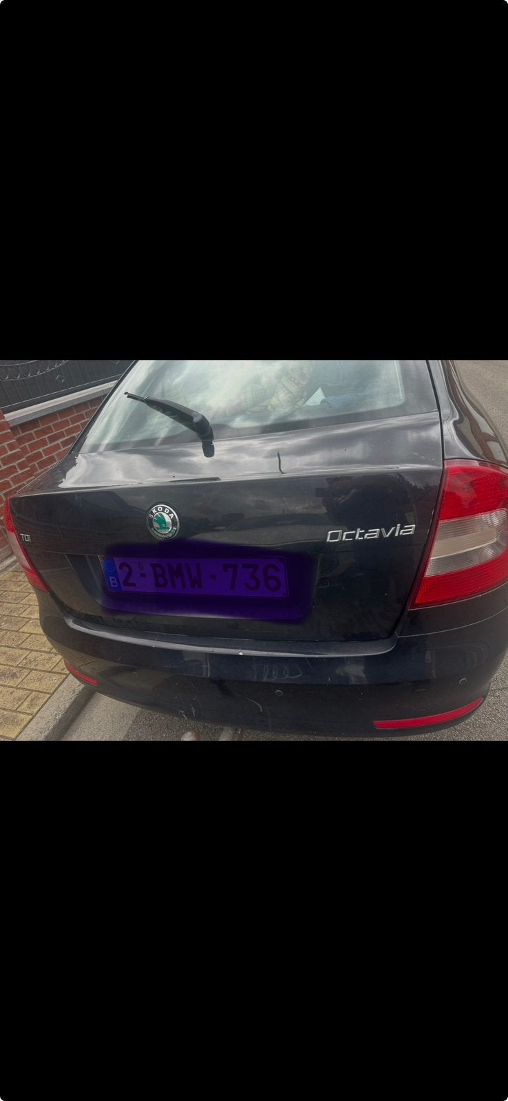 Skoda octavia 2013 1600 tdi 250000 km 3500 euros, Euro 5, Particulier, Tissu, 4 cylindres