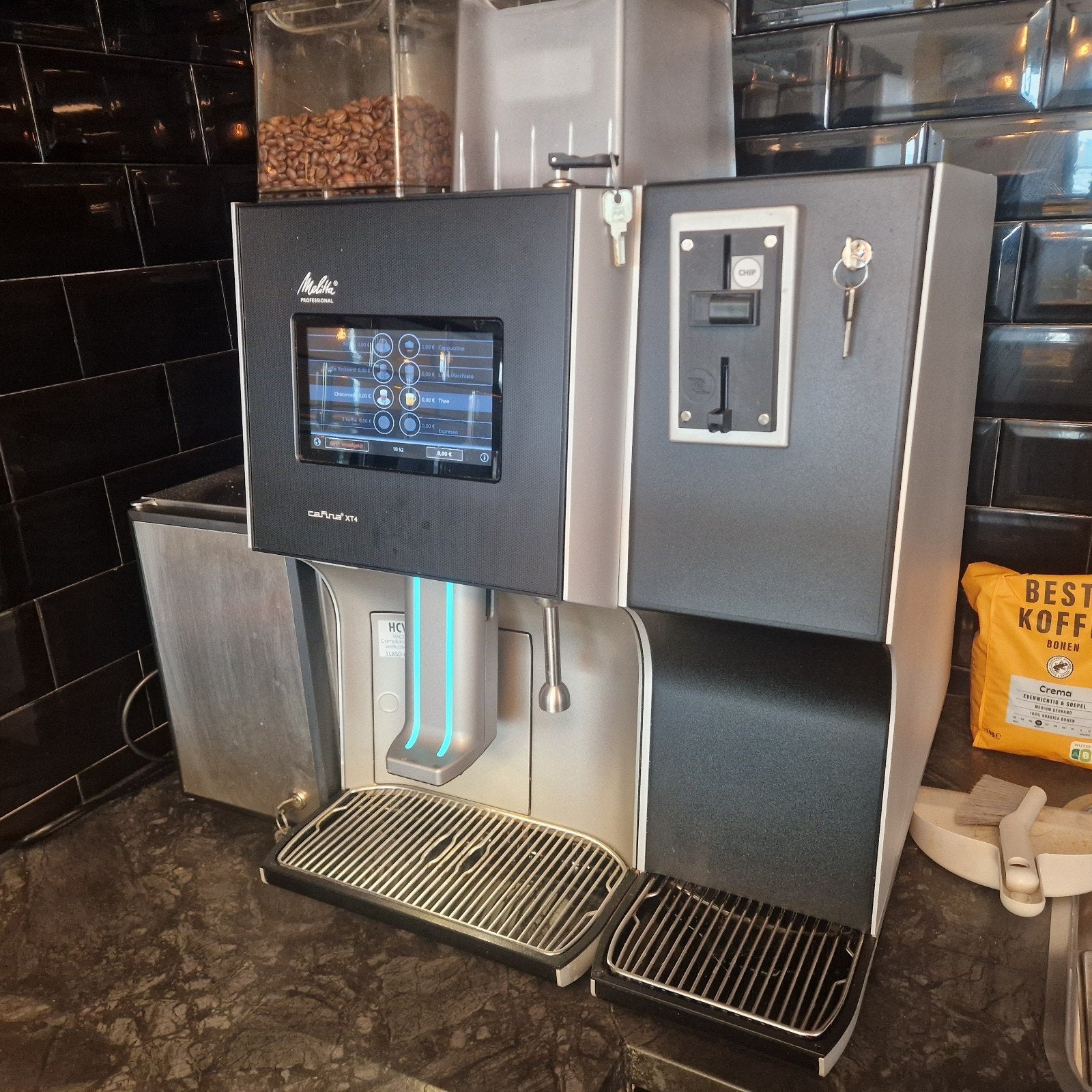 professionele koffiemachines Melitta XT4, Ophalen