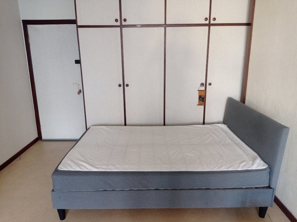 Lit IKEA SÄBÖVIK 140x200 + matelas, Ophalen, Tweepersoons, 140 cm, Zo goed als nieuw