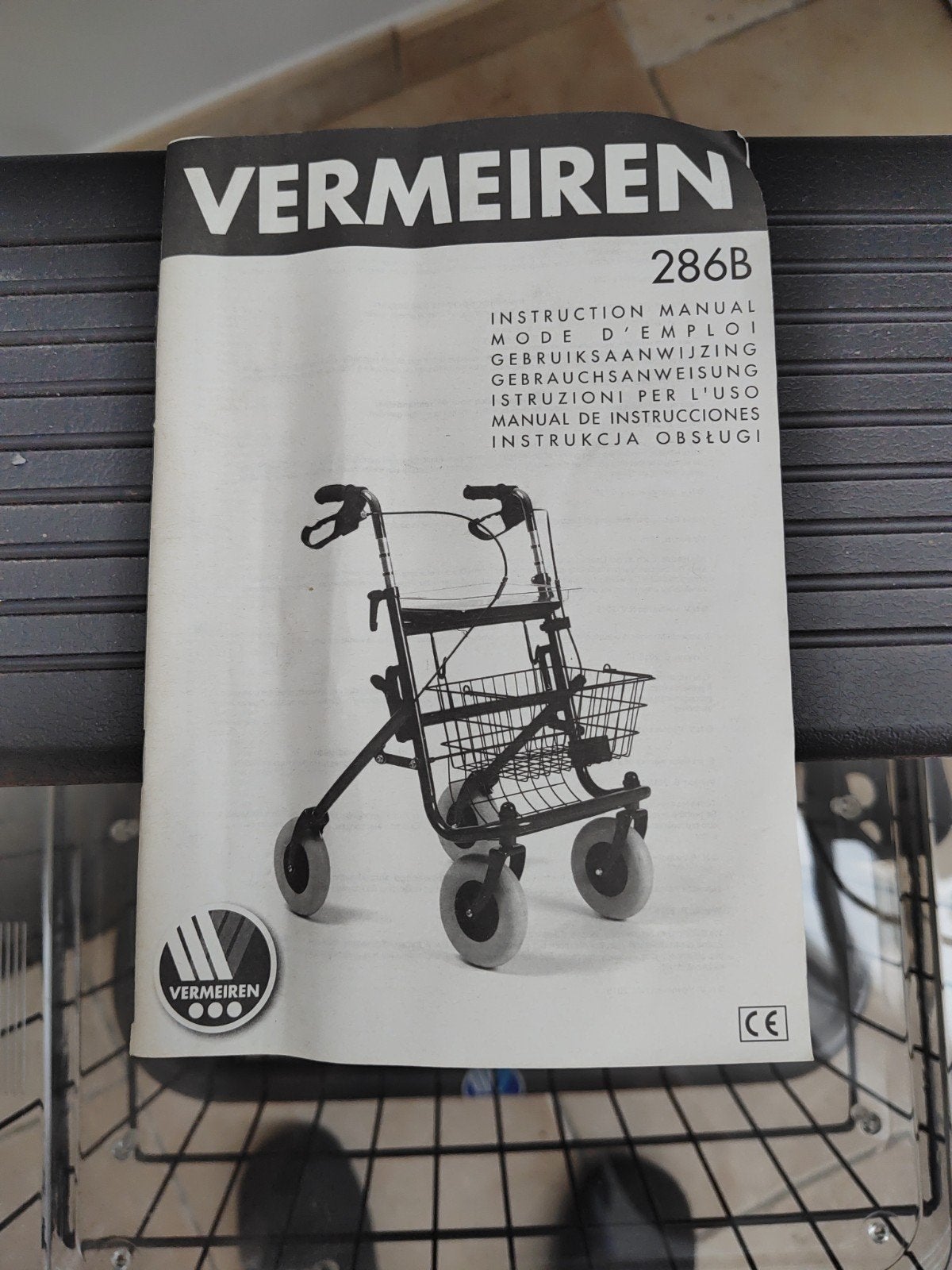 rollator 'Vermeiren 286B', Ophalen, Opvouwbaar, Zo goed als nieuw