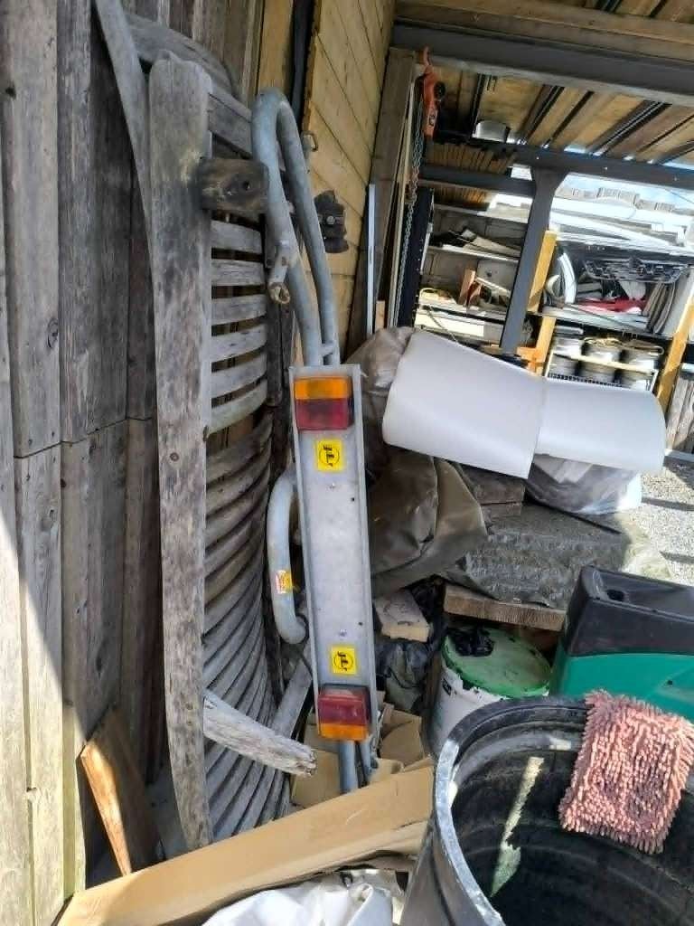 porte moto, Enlèvement, L
