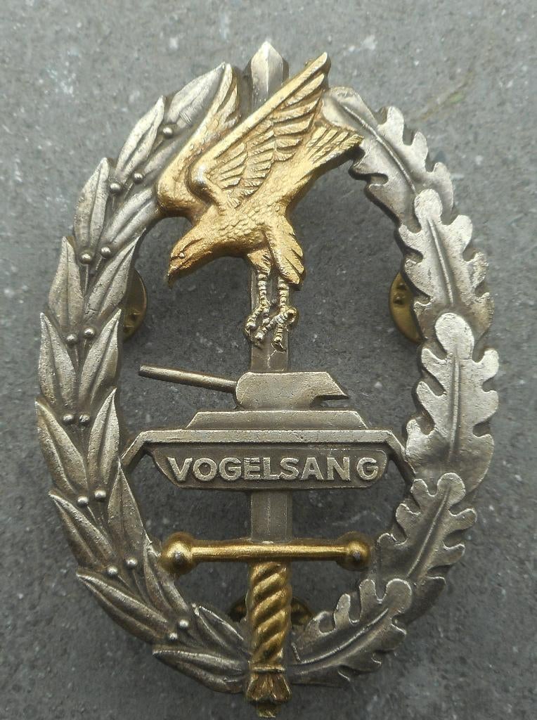 BELGIQUE: ABL / CAMP DE VOGELSANG - INSIGNE BRELOQUE, Collections, Objets militaires | Général, Armée de terre, Envoi