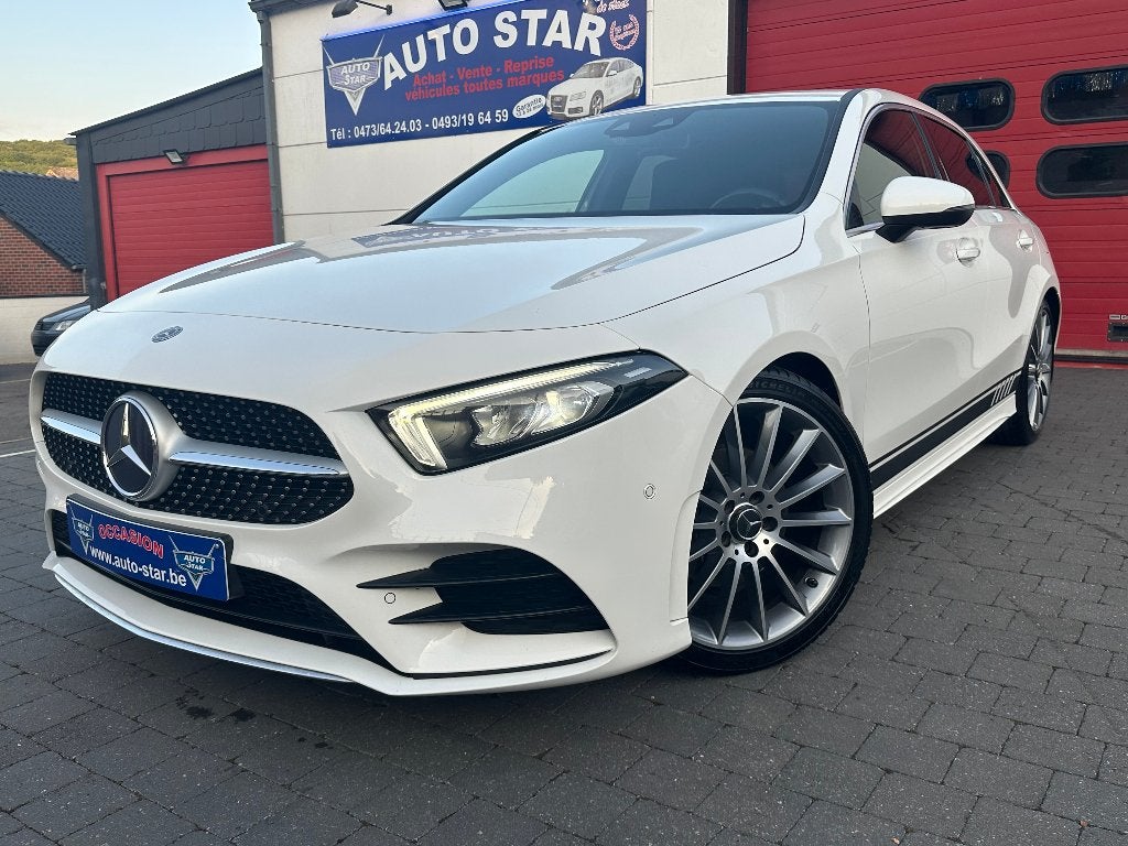 MERCEDES 180 AMG INT+EXT CAMERA GPS VERSNELLINGSBAK AUTO, Auto's, Automaat, Dealer onderhouden, Achterwielaandrijving, 4 cilinders