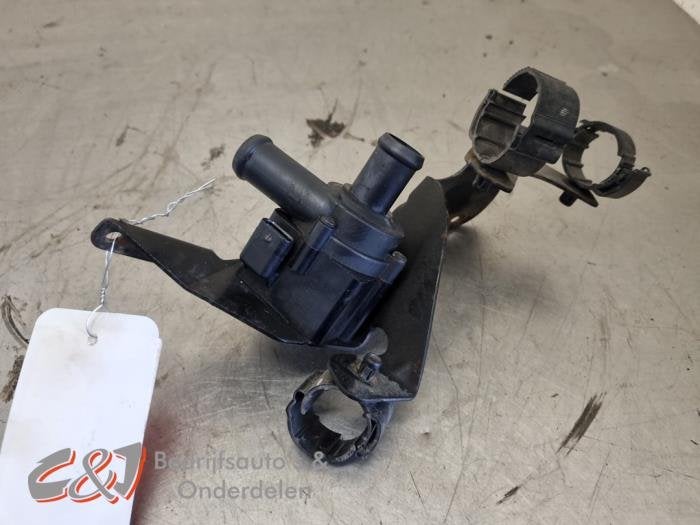 Extra waterpomp van een Volkswagen Crafter, Gebruikt, -, Volkswagen, -