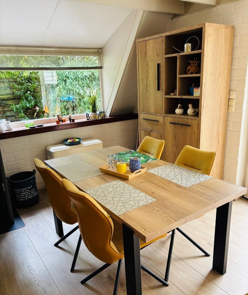 Charmante vakantiehuis met 2 slaapkamers in Lanaken, Vakantie, Airconditioning, Limburg of Luik, 2 slaapkamers