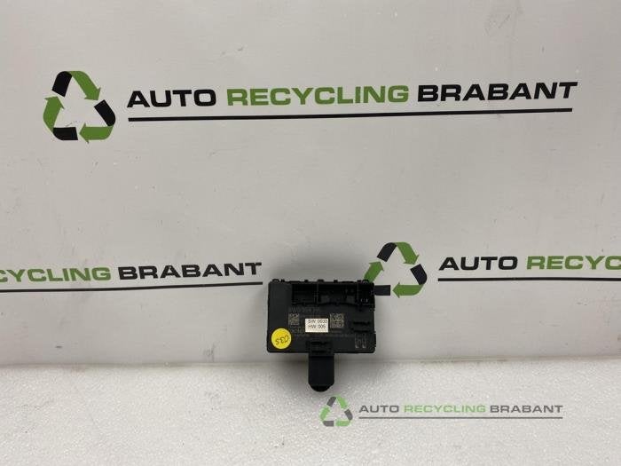 Module verrouillage central des portes d'un Audi A4, -, 3 mois de garantie, Utilisé, -