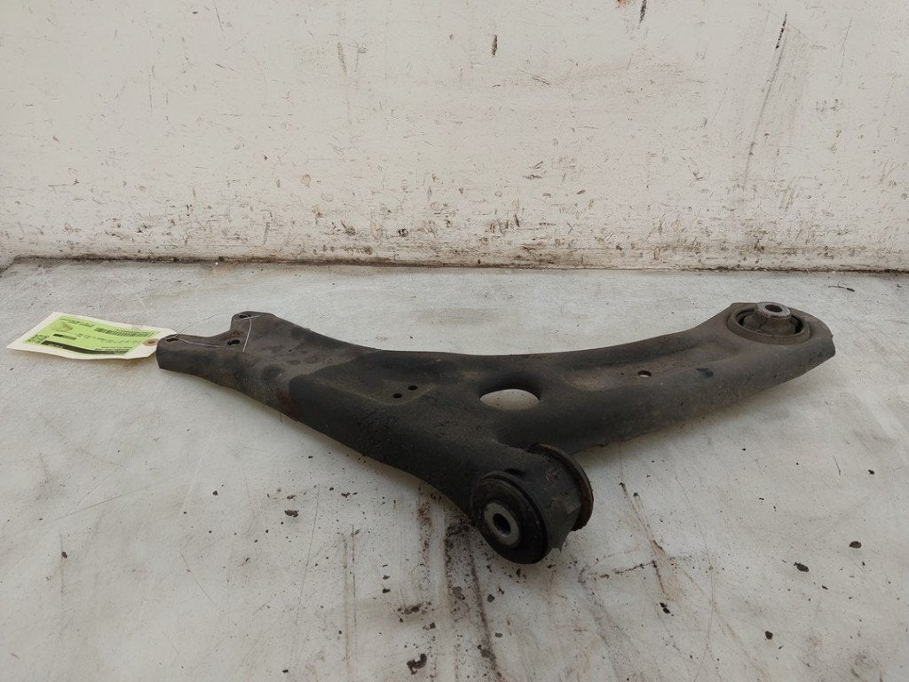 BRAS DE SUSPENSION AVANT GAUCHE (TRIANGLE) Yeti (5LAC), Utilisé, Info@skoda-auto.de, Skoda, Max-Planck-Straße  3-5
64331  Weiterstadt, DE