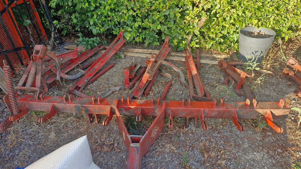 Cultivateur 9 dents (2 mètres de large) démonté, Zakelijke goederen, Landbouw | Werktuigen, Akkerbouw, Bollenteelt, Boomteelt
