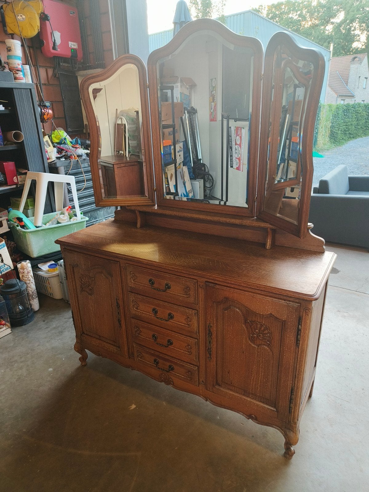 spiegel kast, Ophalen