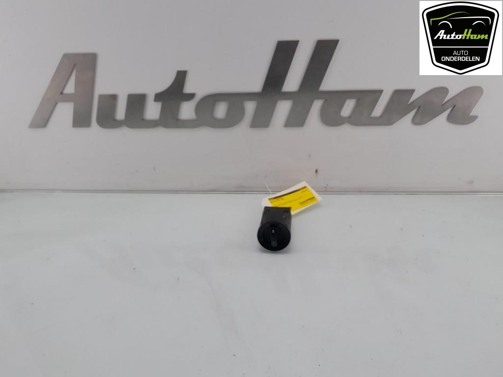 LICHTSCHAKELAAR Volkswagen Polo IV (9N1 / 2/3), Gebruikt, Volkswagen