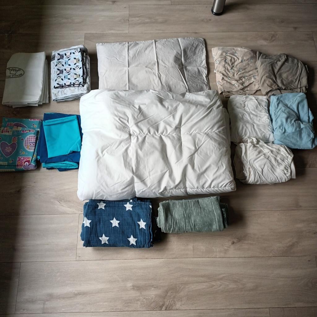 Donsdeken, kussen, overtrekken bed en donsdeken, Kinderen en Baby's, Ophalen, Gebruikt, Minder dan 70 cm, Overige typen