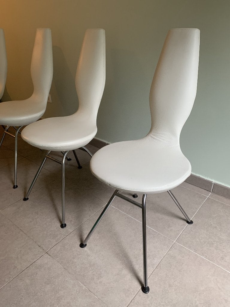 wit leren stoelen vier stuks, Huis en Inrichting, Ophalen, Scandinavisch design, Wit, Zo goed als nieuw