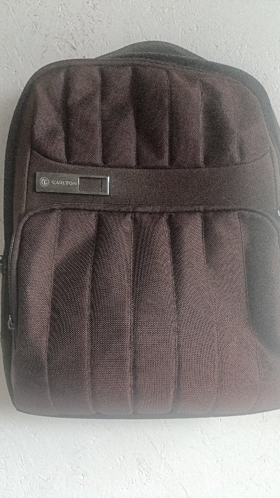 Sac à dos Carlton pour ordinateur portable en bon état, Enlèvement, Utilisé, Brun, Sac à dos