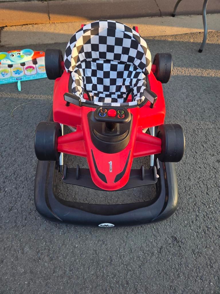 Baby loopstoel / walker racewagen – met geluid & licht – goe, Kinderen en Baby's, Speelgoed | Buiten | Skelters, Ophalen