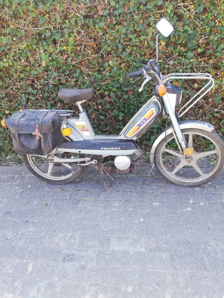 peugeot 103 mvl sortie de grange tourne nickel, Vélos & Vélomoteurs, Enlèvement