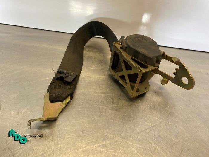 Ceinture de sécurité arrière gauche d'un BMW 3-Serie (3-S, -, 3 mois de garantie, Utilisé, -