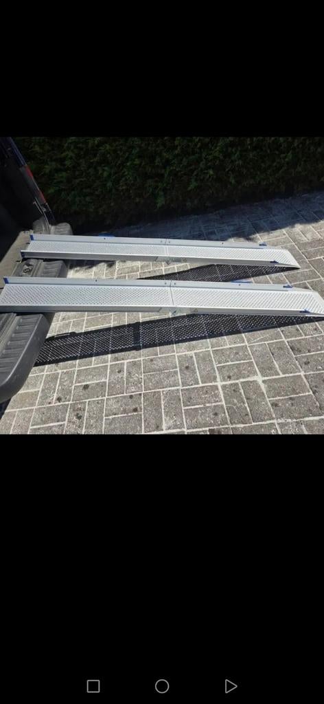 Nouvelle rampe de langue 180cm (2 pièces), Divers, Enlèvement ou Envoi