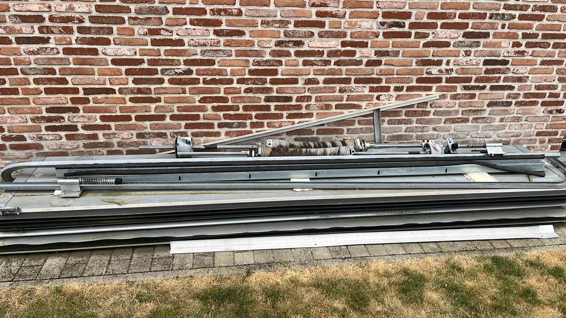 Sectionaalpoort gratis op te halen, Enlèvement, Utilisé