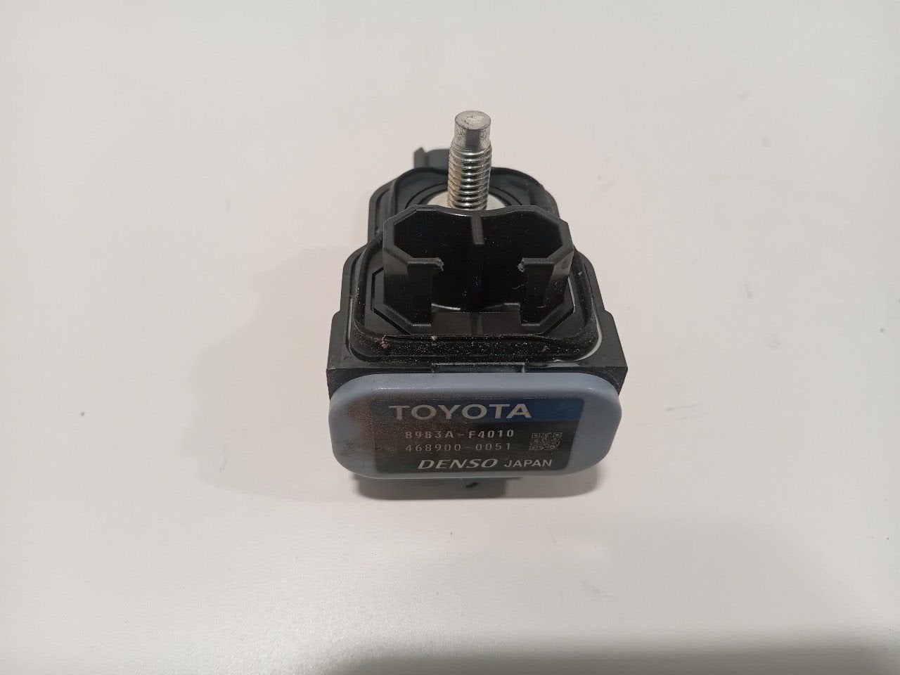 Airbag sensor Toyota C-HR, Onderdelen@venauto.nl, Van der Ven Autorecycling B.V., Ettenseweg 76, 4706 PB Roosendaal, The Netherlands