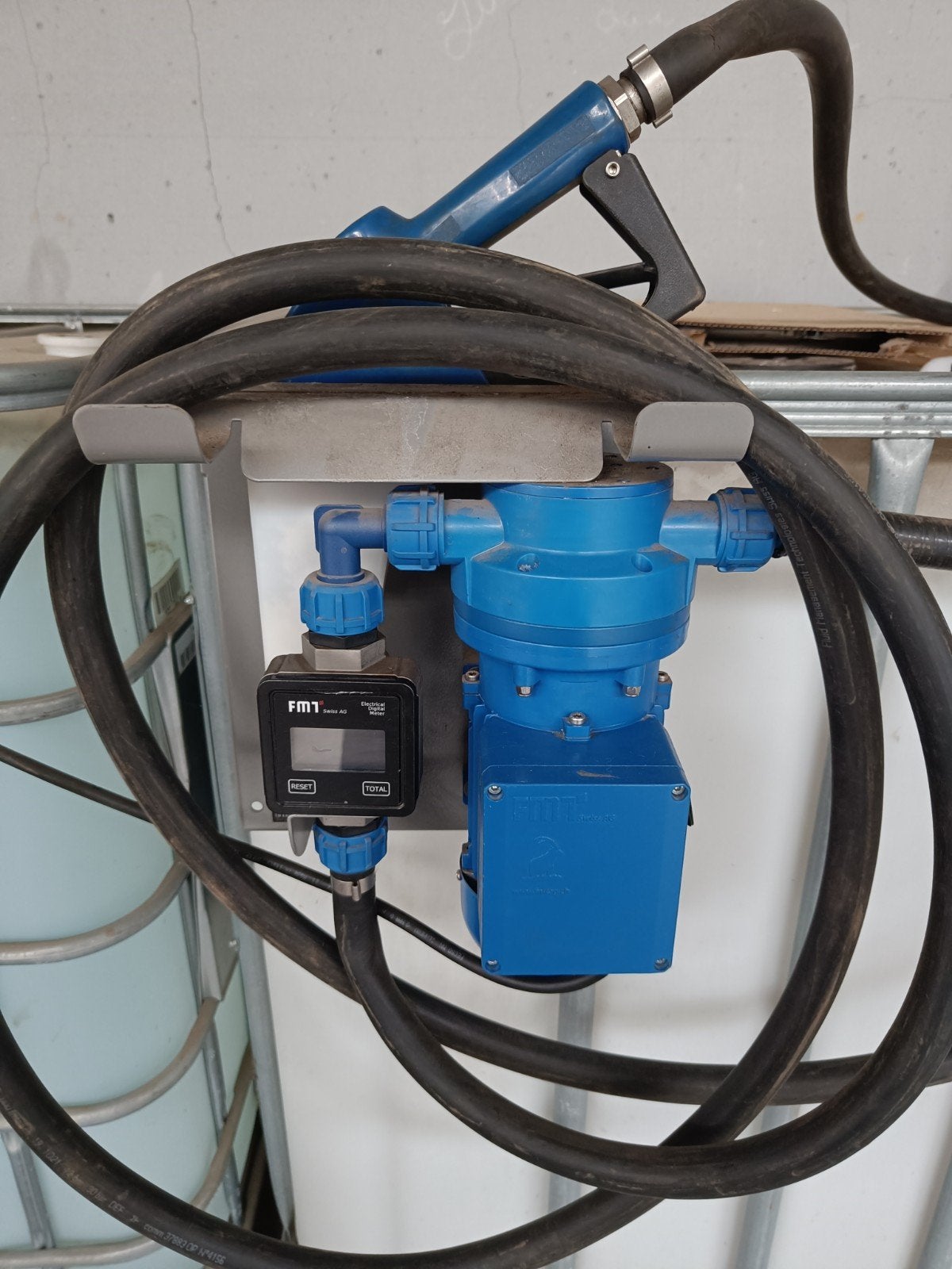Groupe de distribution AdBlue FMT 230V pour cuve IBC, Articles professionnels, Enlèvement
