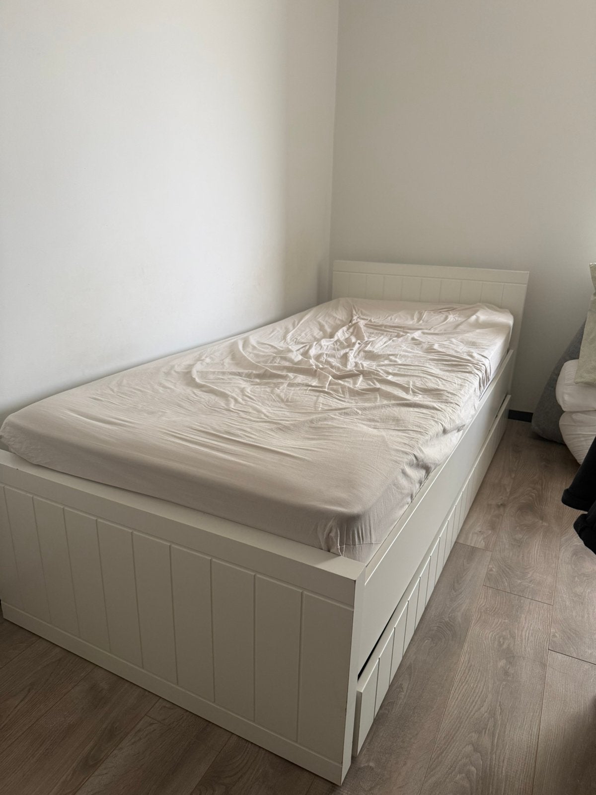 BED TE KOOP DRINGEND WEG, Ophalen, Zo goed als nieuw