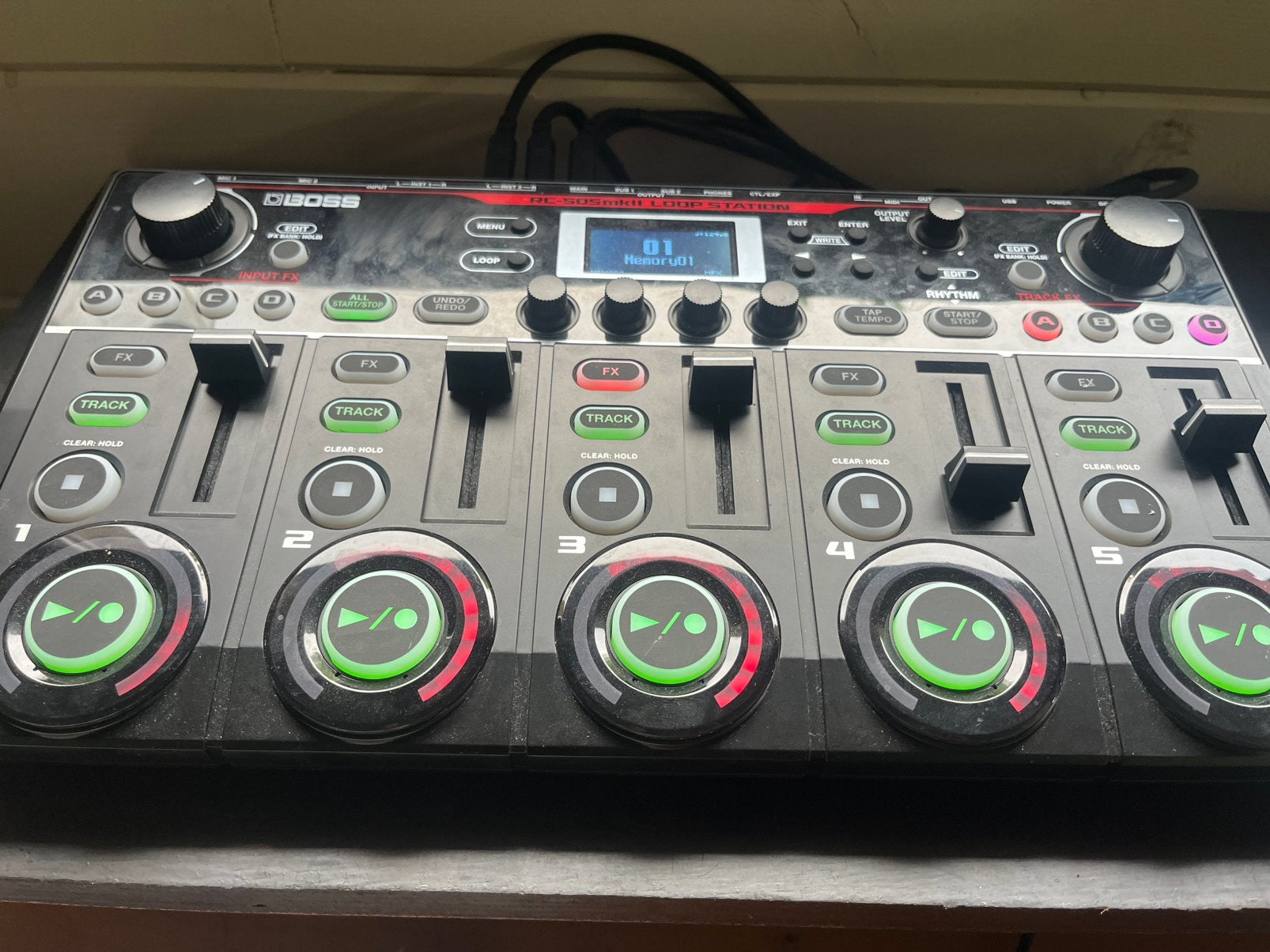 Boss rc505 MK2 (comme neuf), Musique & Instruments, Tables de mixage, Comme neuf, Enlèvement