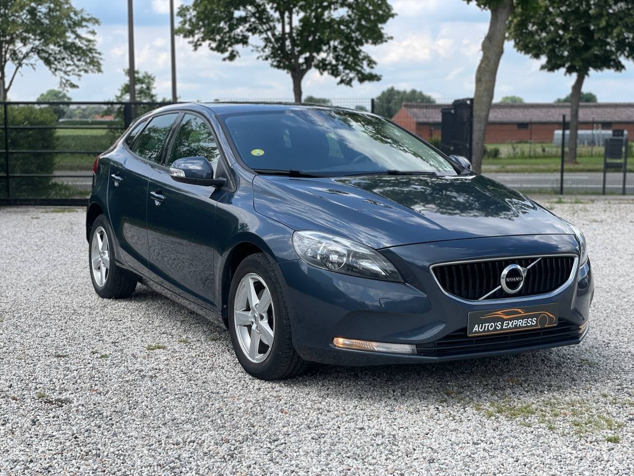 Volvo V40, Auto's, Volvo, Bedrijf, Te koop, V40, Benzine, Euro 6, Monovolume, Handgeschakeld, Blauw, Voorwielaandrijving, Gebruikt
