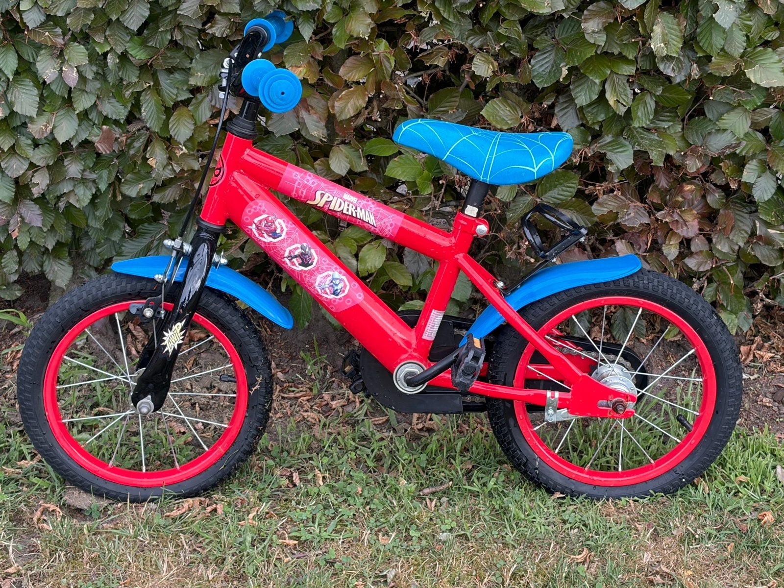 Marvel Spider-Man Kinderfiets (14 inch), Fietsen en Brommers, Fietsen | Crossfietsen en BMX, Zo goed als nieuw, Ophalen