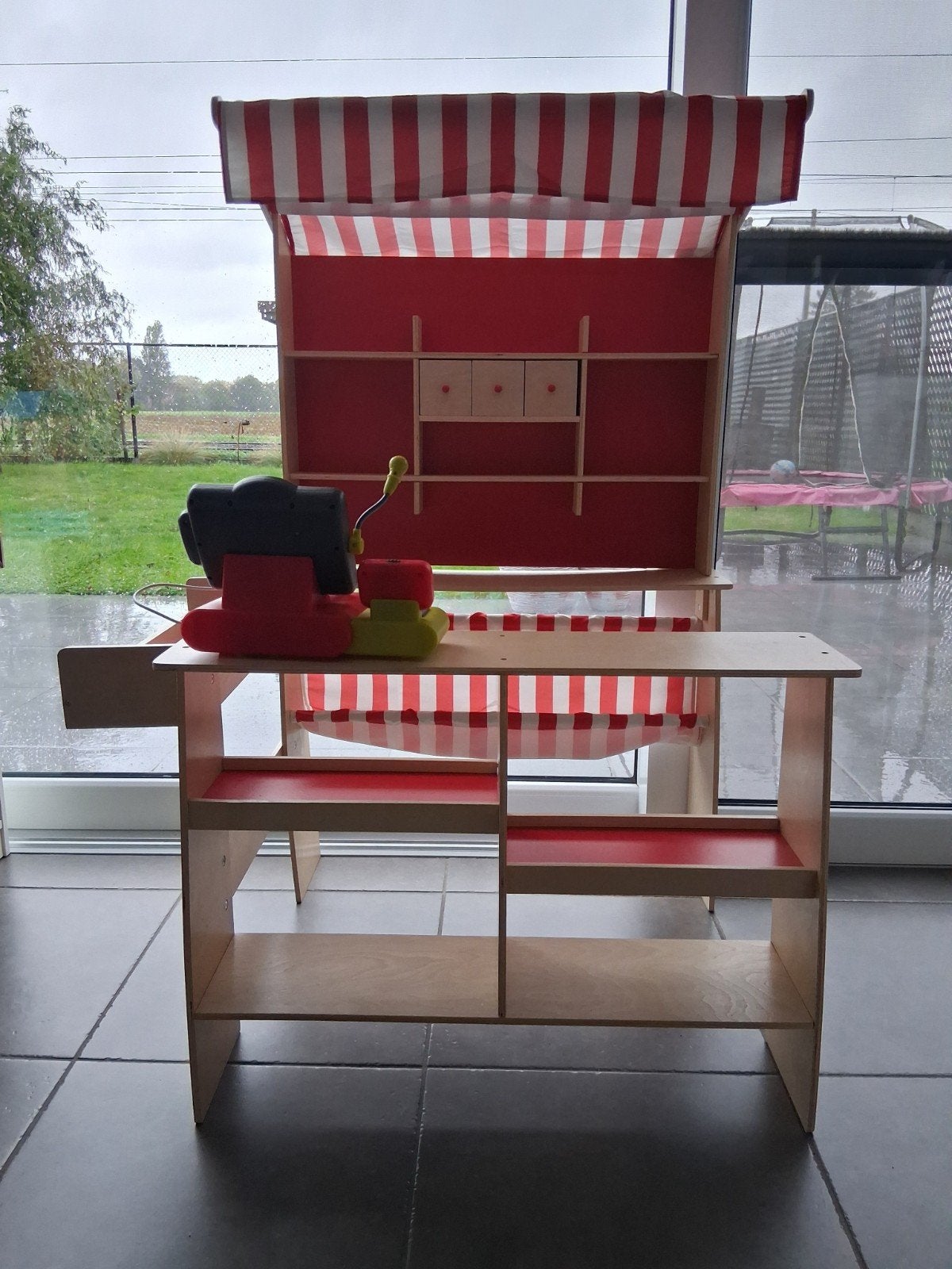 Speelgoed winkeltje, Ophalen, Zo goed als nieuw, Hout