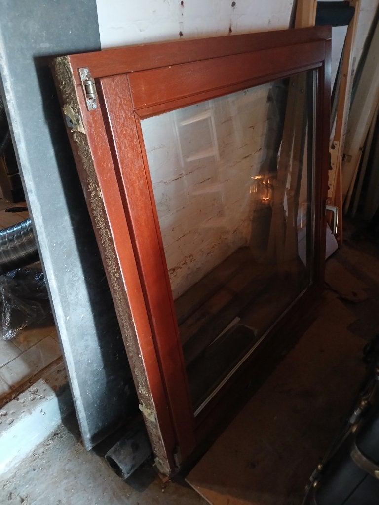 Houten raam, Gebruikt, Raamkozijn, Inclusief glas, 75 tot 150 cm