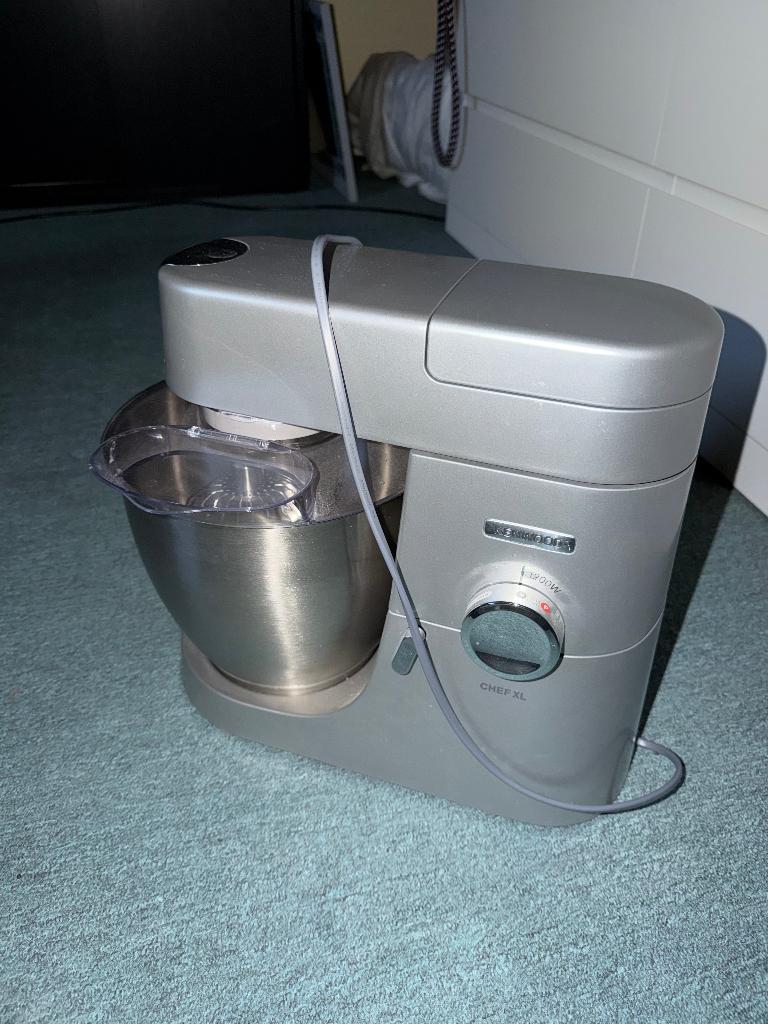 Robot de cuisine Kenwood XL, Electroménager, Résiste au lave-vaisselle, Comme neuf, Enlèvement, 4 litres ou plus