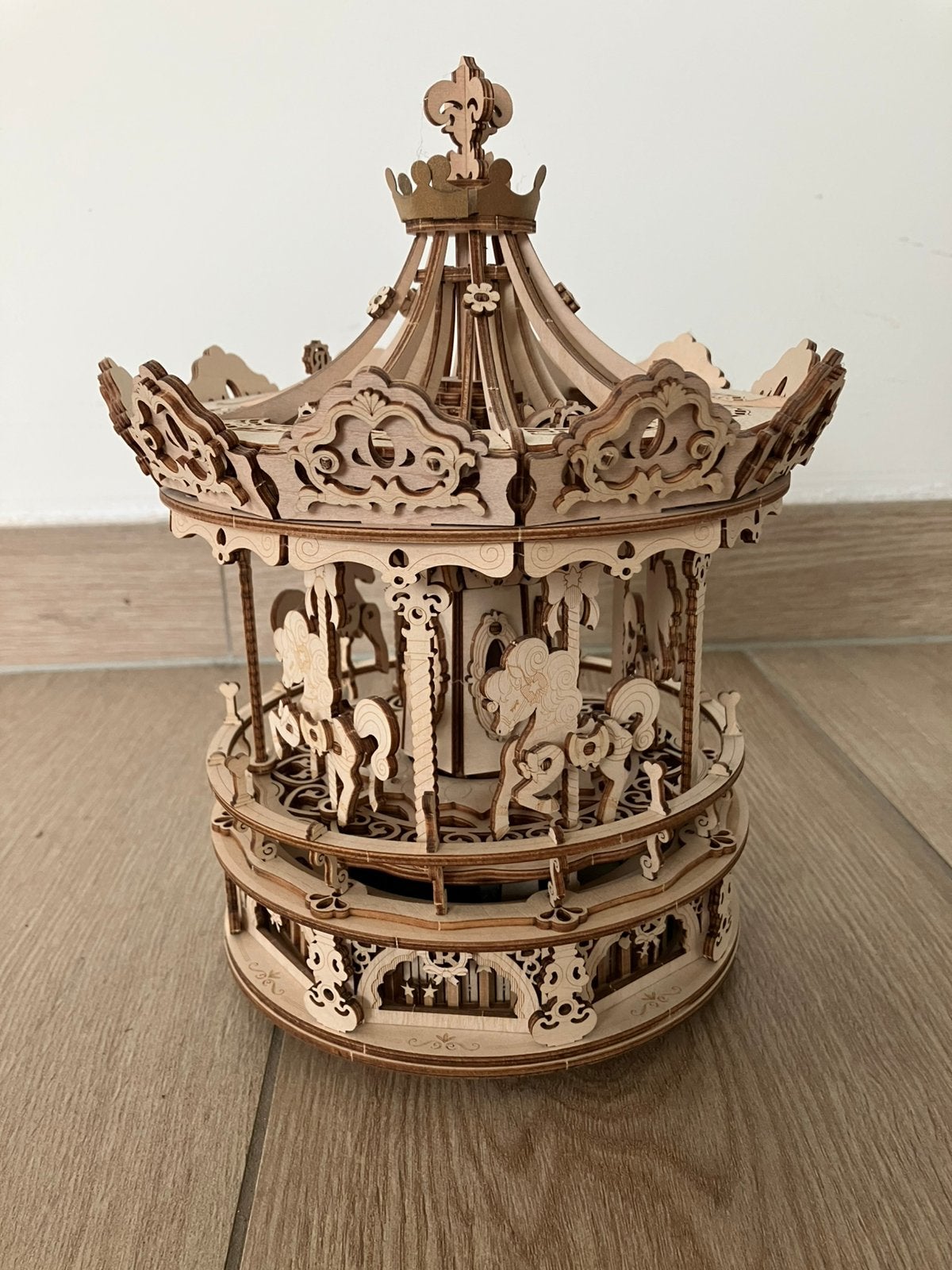 Carrousel met paarden en muziek, Enlèvement, Comme neuf