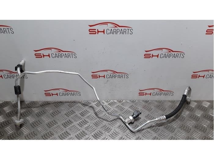 Tuyau clim d'un Mercedes GLA, 3 mois de garantie, Utilisé, -, -