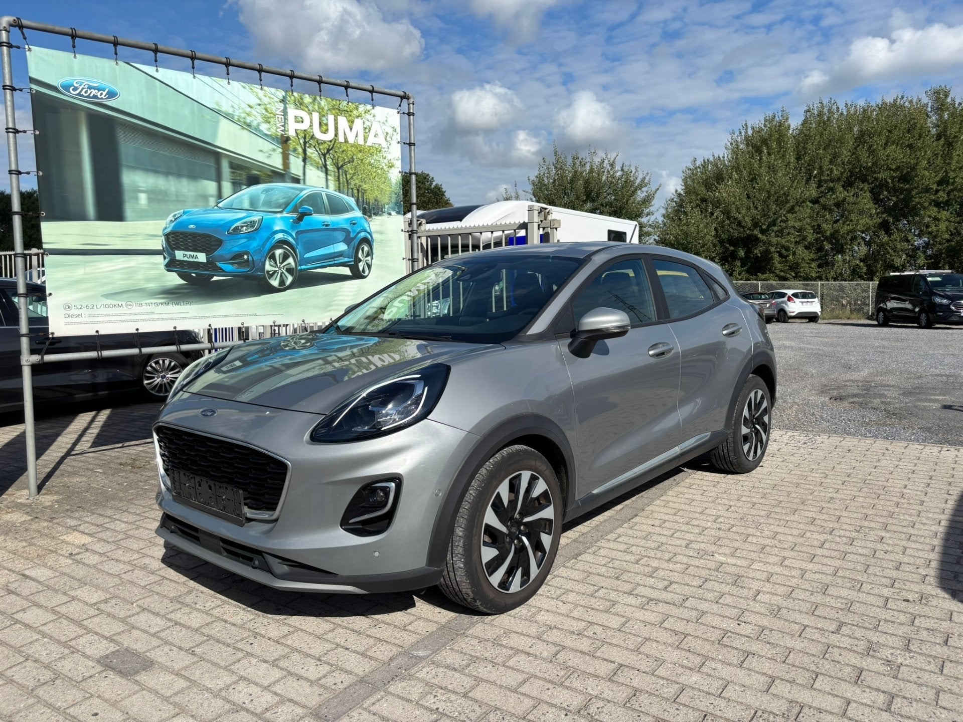 Ford Puma TITANIUM AUTOMAAT (bj 2023), Auto's, Automaat, https://public.car-pass.be/vhr/8025e49c-b91a-44dd-b4a4-35879e723555, Stof