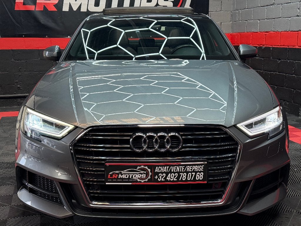 ** Audi A3 Sedan//3x S-Line//S-Tronic**, Auto's, 1498 cc, 4 cilinders, Grijs, Zilver of Grijs