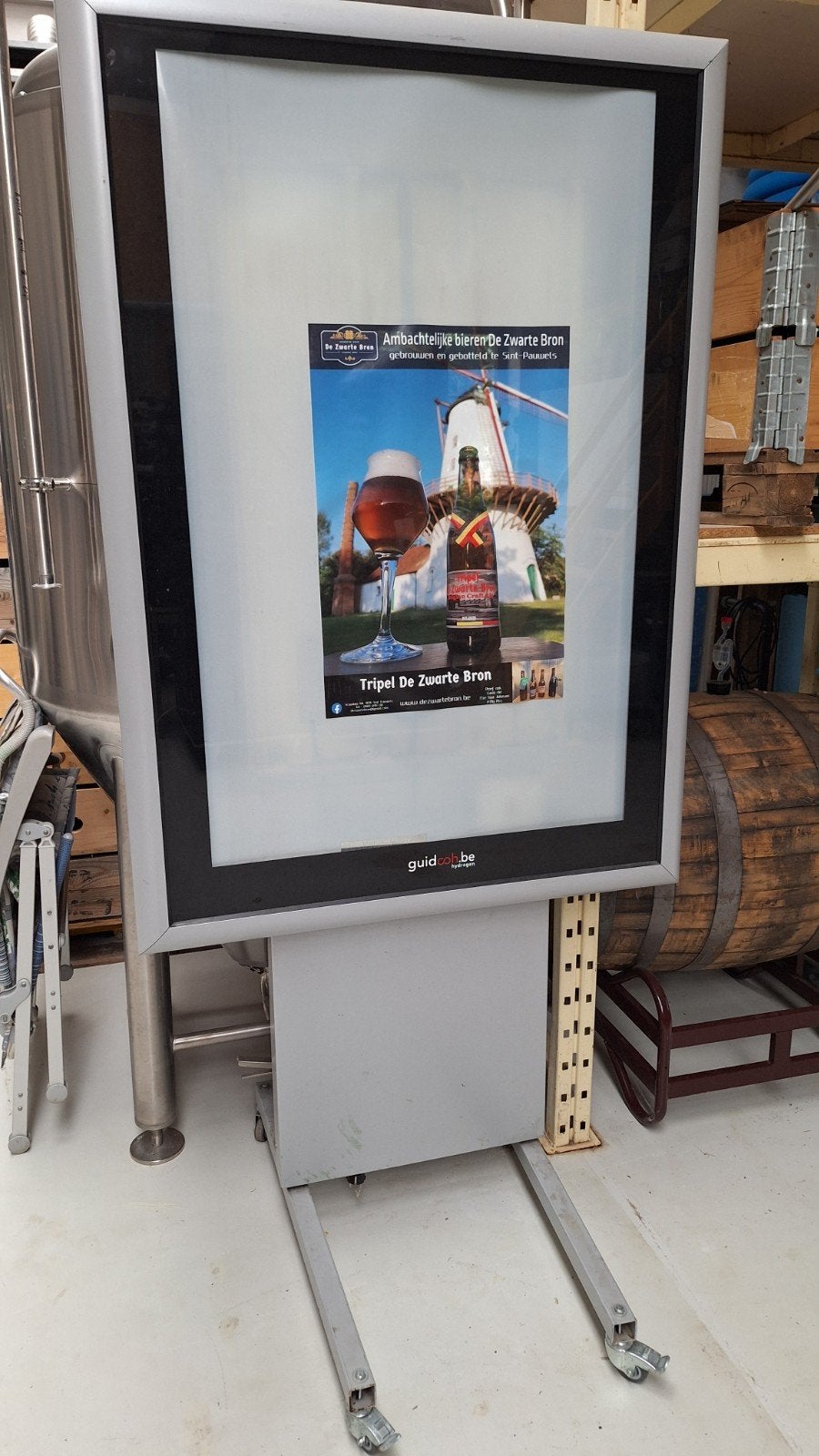 automatisch lichtgevend reclamebord brouwerij, Ophalen, Gebruikt, Reclamebord