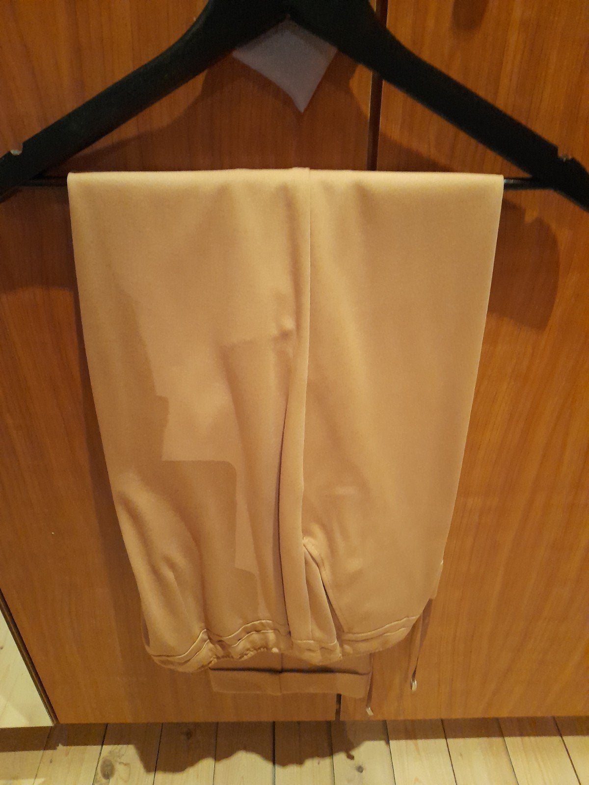 Geklede broek met trekkoord en elastiek achteraan, Kleding | Dames, Overige Dameskleding, Ophalen