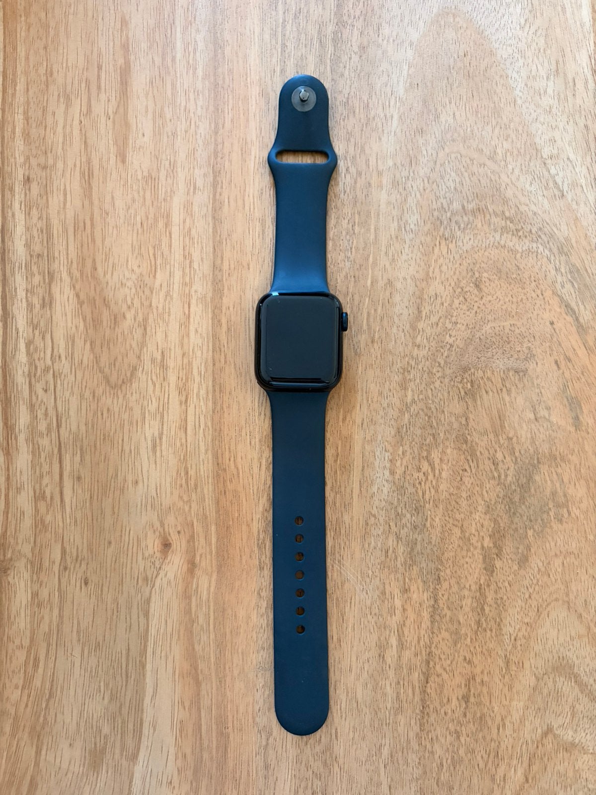 Apple watch SE (2nd gen) - perfecte staat, Handtassen en Accessoires, Ophalen, Stappen, Zo goed als nieuw, Zwart