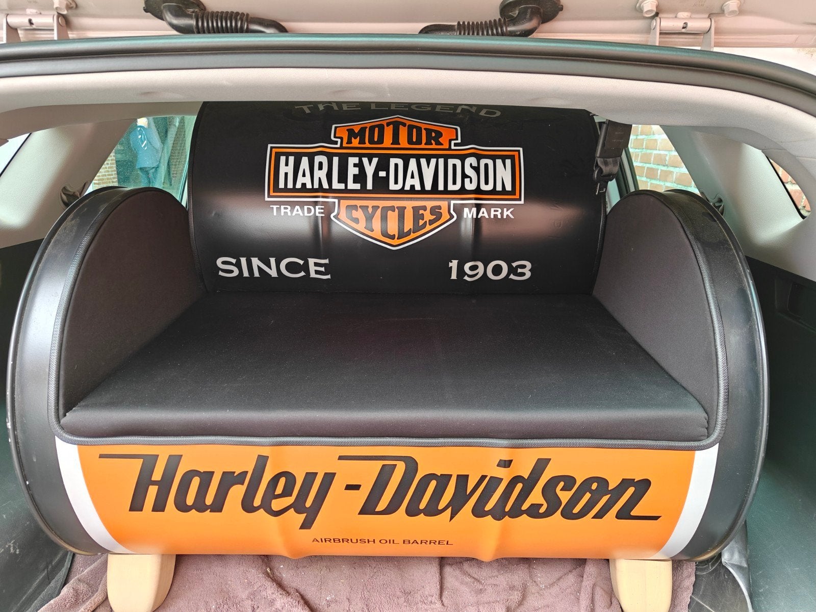 Harley Davidson Paintbrush oilseat, Enlèvement