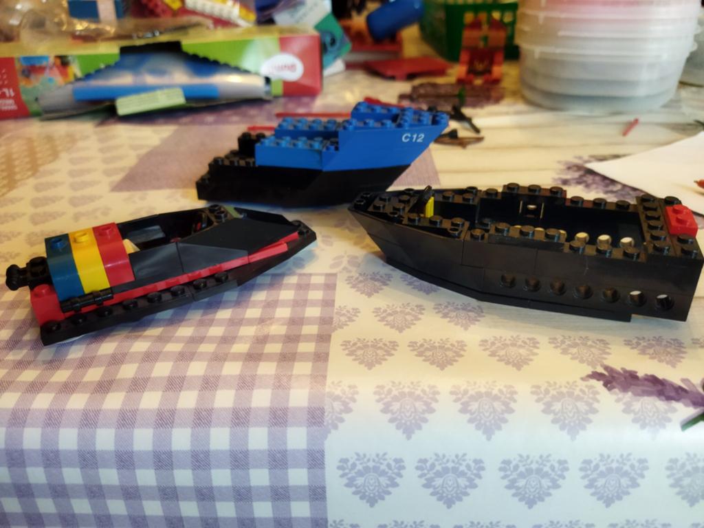 3 coques de bateaux lego, Enlèvement ou Envoi, Comme neuf, Lego