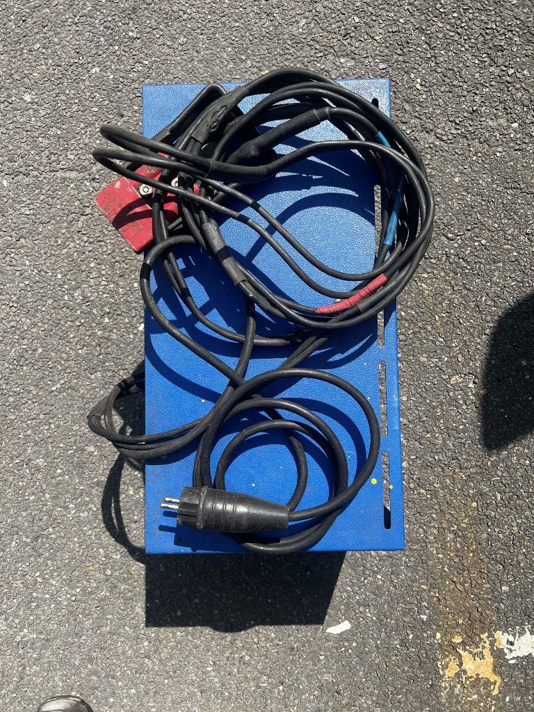 Oldham Hawker HP III Chargeur Électrique, Enlèvement, Utilisé