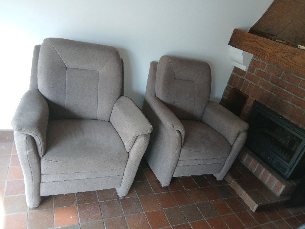 2 identieke zetels, Ophalen, Eenpersoons, Minder dan 75 cm, Zo goed als nieuw