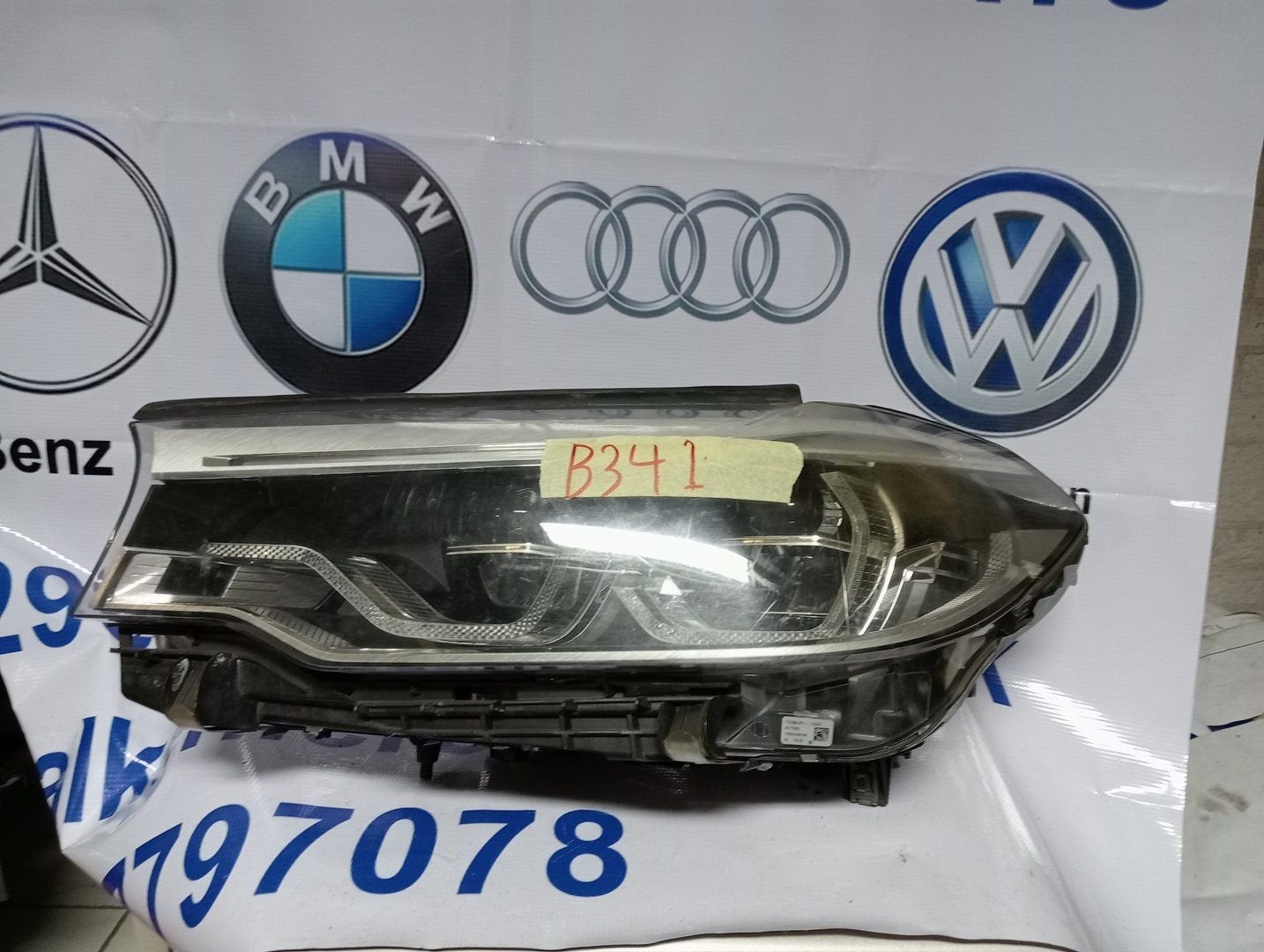 Koplamp BMW 5 Serie G30 G31 Adaptive LED Links 7439193-04, Gebruikt, -, -, Ophalen of Verzenden