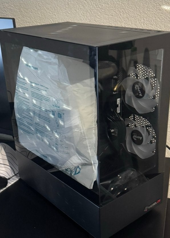 Gaming PC RTX 5060 + Ryzen 7 5700X | 16GB RAM | 1TB | RGB, Informatique & Logiciels, Ordinateurs de bureau, Avec carte vidéo, Comme neuf