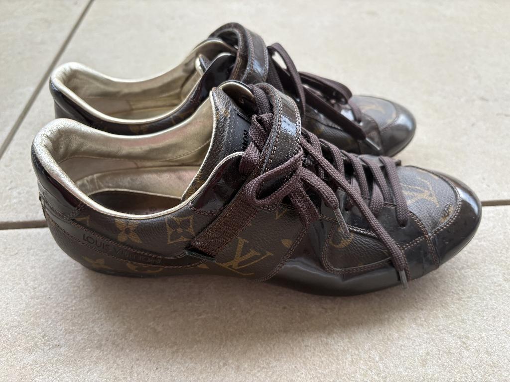 Chaussures femmes Louis Vuitton, Sneakers et Baskets, Louis Vuitton, Comme neuf, Brun